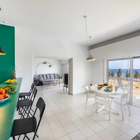 H2o Seafront Appartement *