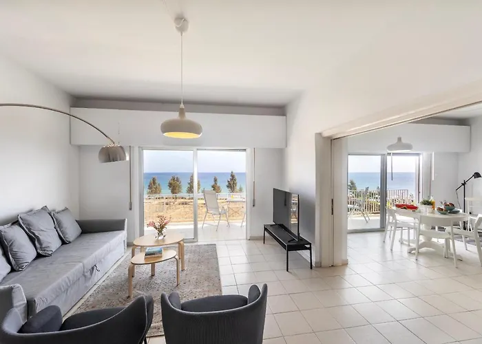 Apartament H2o Seafront Protaras