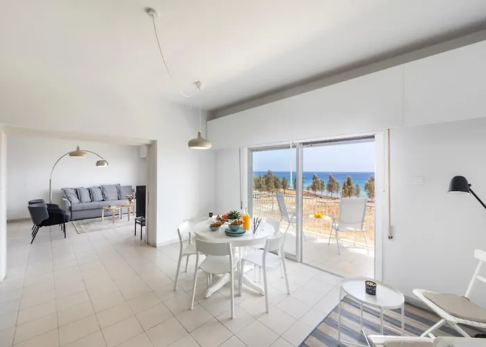 Apartament H2o Seafront Protaras